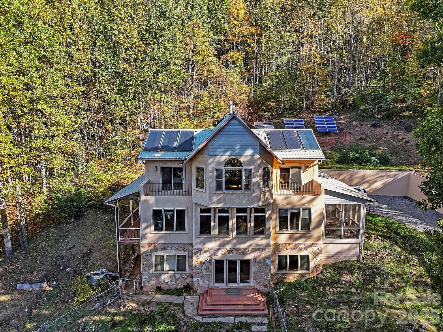 97 Old Cove Rd Black Mountain, NC 28711, 28711