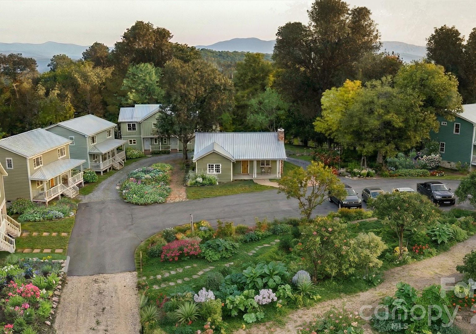 23 Fireside Dr Asheville, NC 28806, 28806