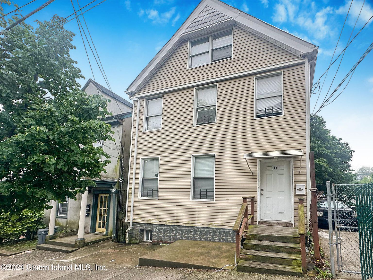 80 Corson Ave Staten Island, NY 10301 - Thumbnail 2