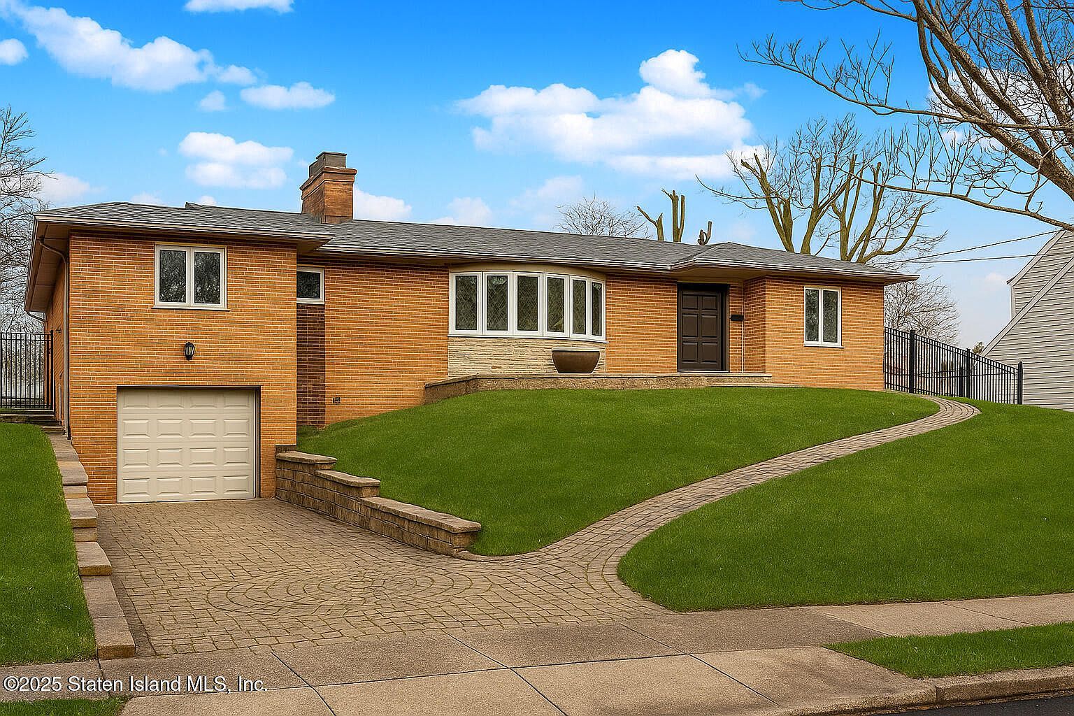 24 Ward Ave Staten Island, NY 10304 - Thumbnail 2