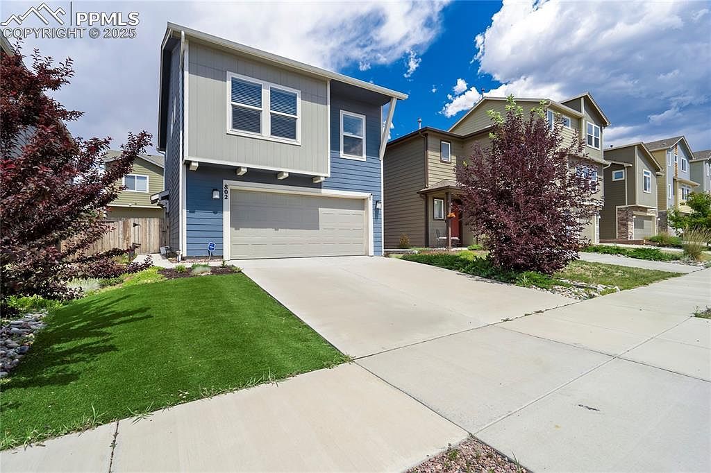 802 Grissom Dr Colorado Springs, CO 80915 - Thumbnail 2