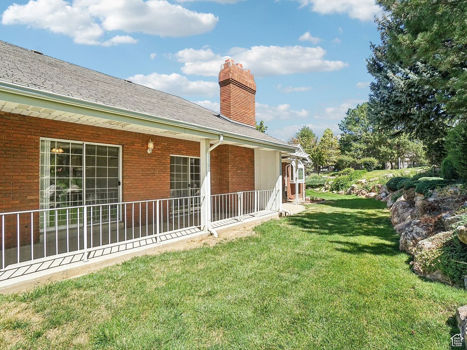 283 E 5450 S #20 Washington Terrace, UT 84405 - Thumbnail 2