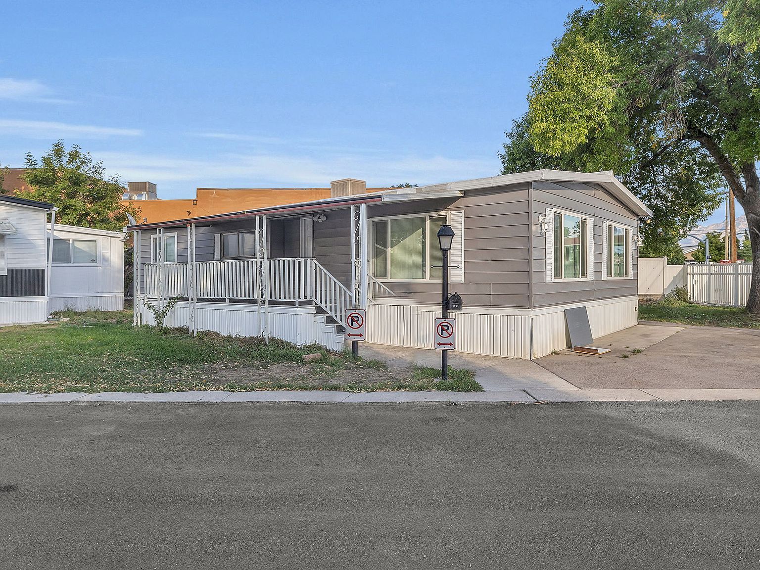 3093 S American Park Cir West Valley City, UT 84119 - Thumbnail 2