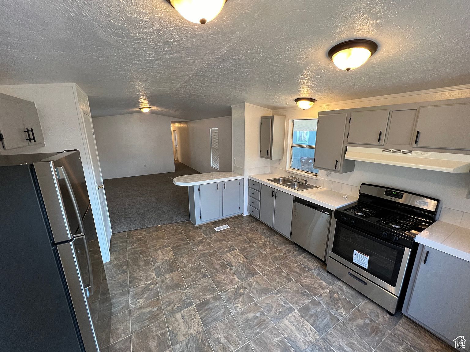 264 N Winter St Salt Lake City, UT 84116 - Thumbnail 2