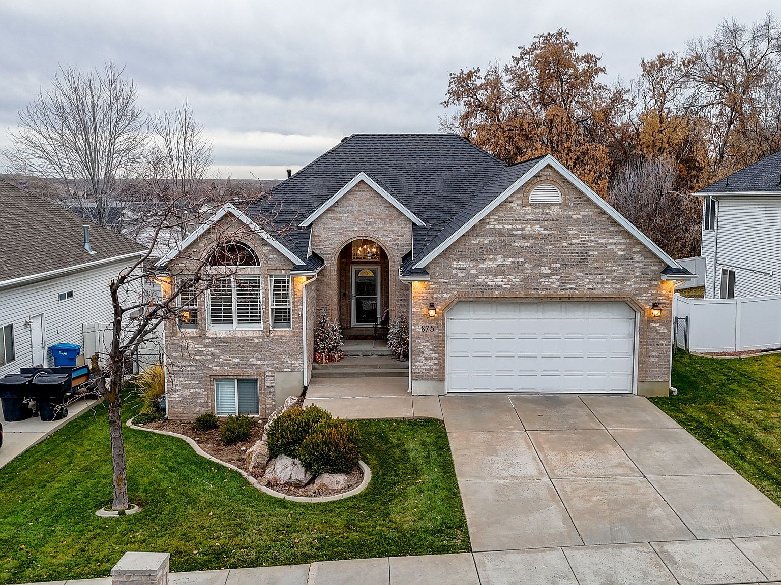 875 W 3950 S Riverdale, UT 84405 - Thumbnail 2