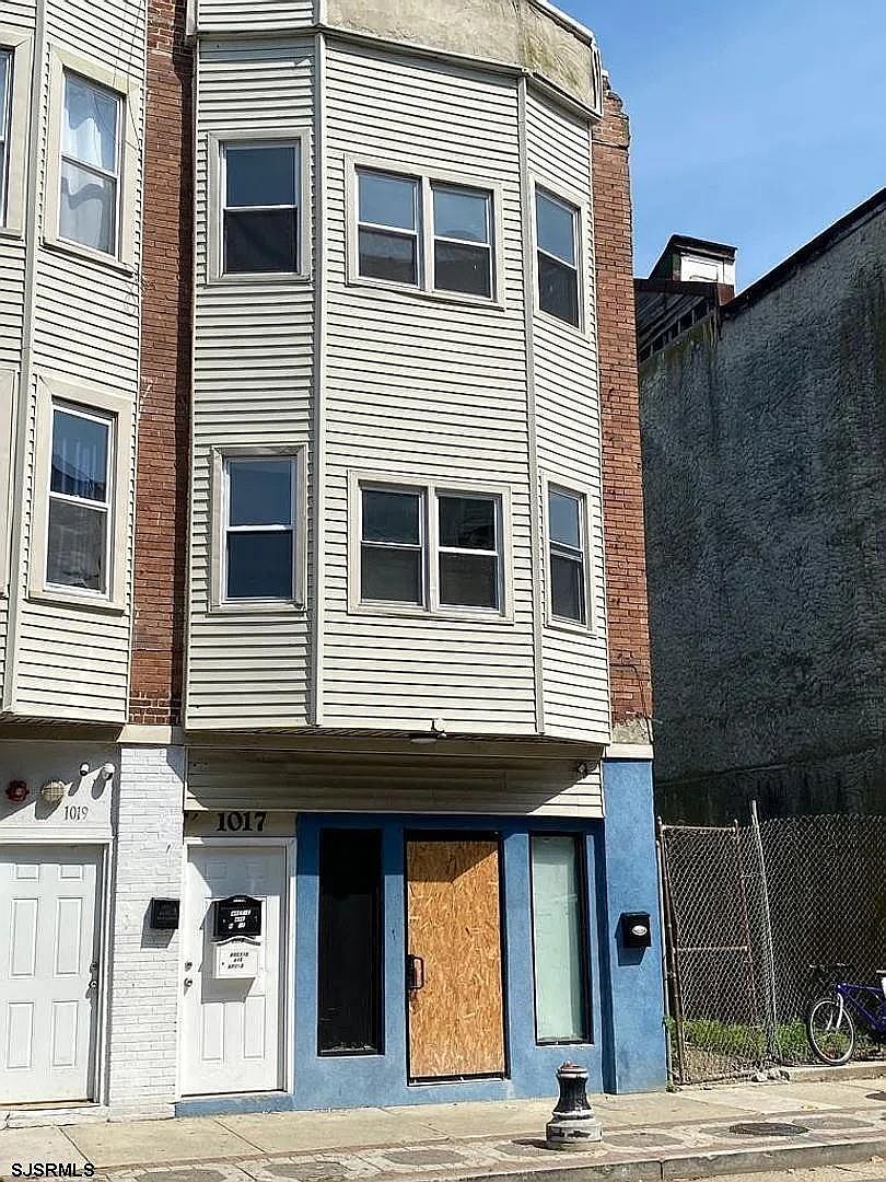 1017 Arctic Ave Atlantic City, NJ 08401 - Thumbnail 2