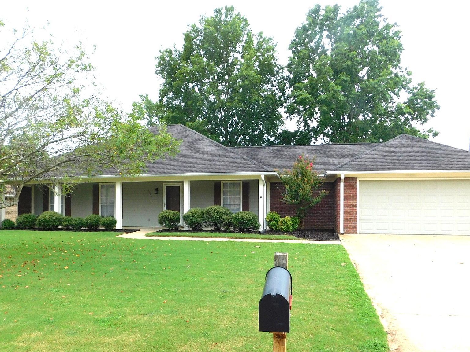 2607 Sourwood Dr Tupelo, MS 38801 - Thumbnail 2