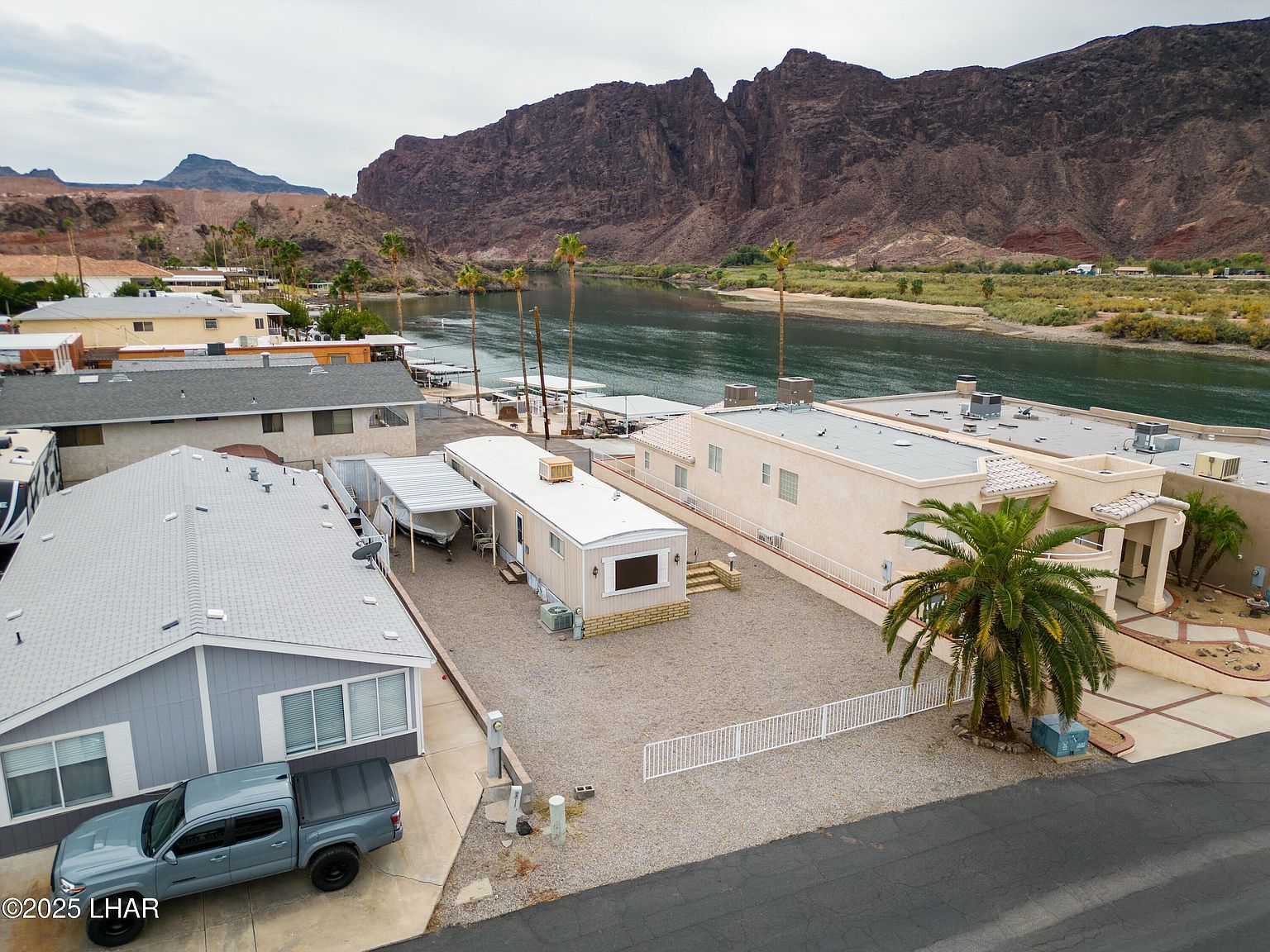 36824 Trout Ln Parker, AZ 85344 - Thumbnail 2