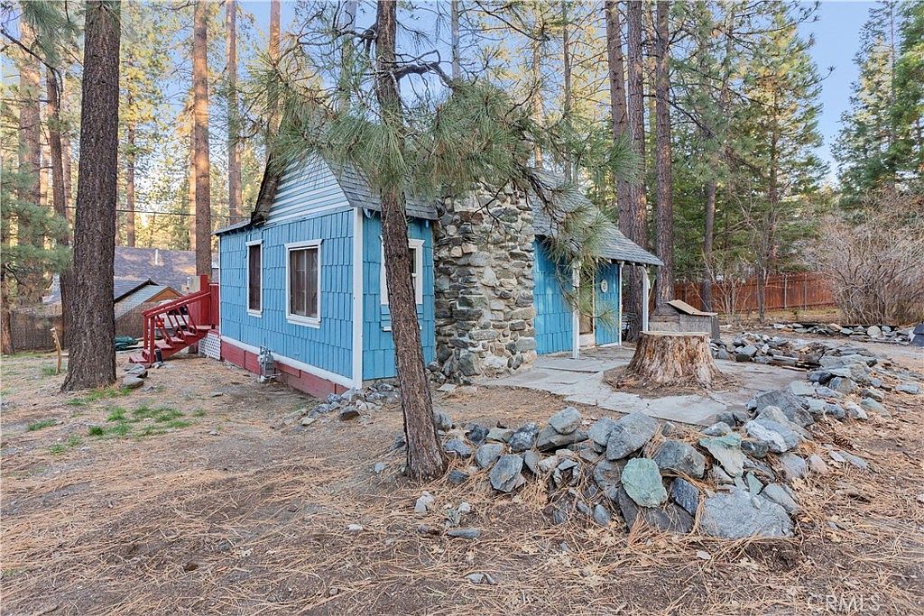 1376 Irene St Wrightwood, CA 92397 - Thumbnail 2