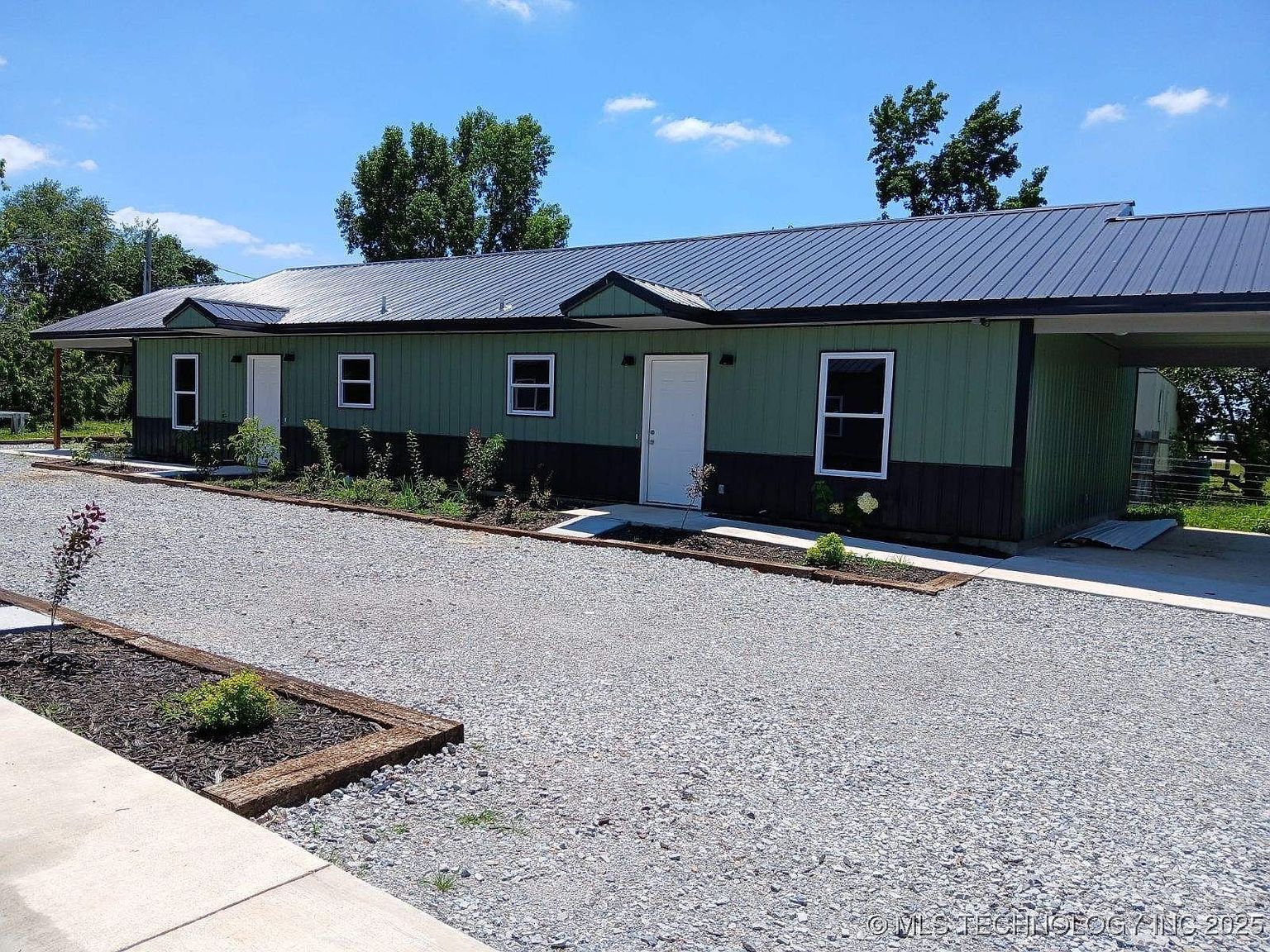 180 E Doughty St Colcord, OK 74338 - Thumbnail 2