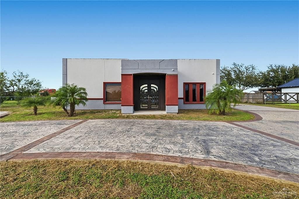 2313 Naranjo St Mercedes, TX 78570 - Thumbnail 2