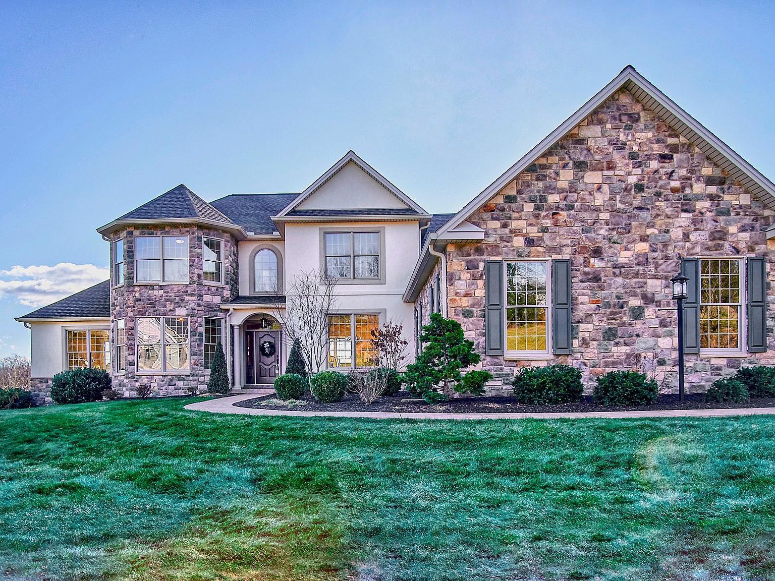 315 Pennington Dr Mechanicsburg, PA 17055 - Thumbnail 2