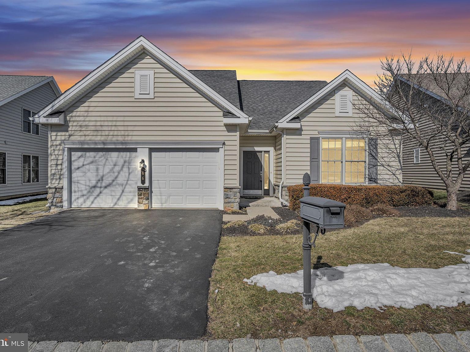 66 Presidents Dr Mechanicsburg, PA 17050 - Thumbnail 2