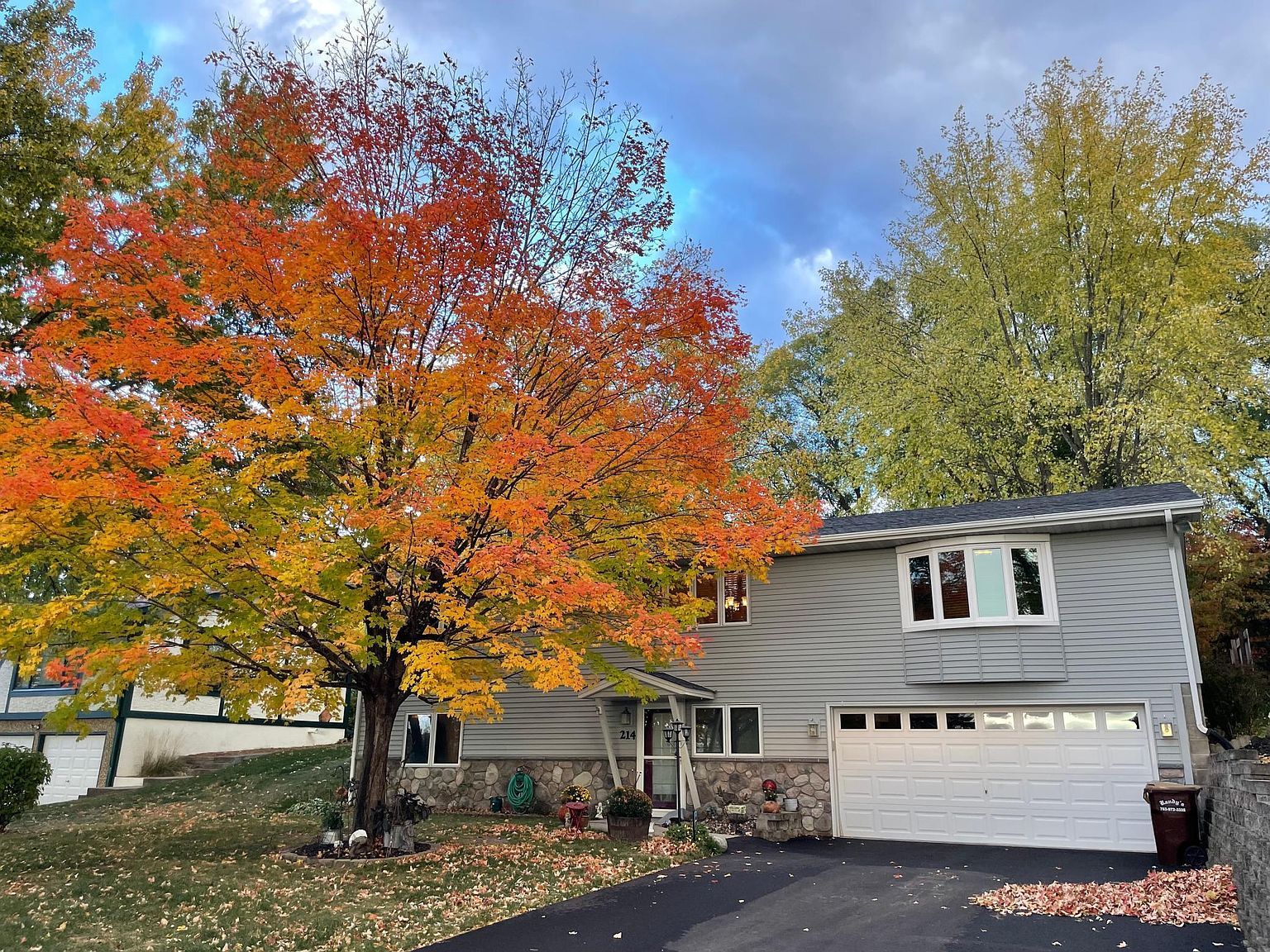 214 Jackson Ave NW Watertown, MN 55388 - Thumbnail 2