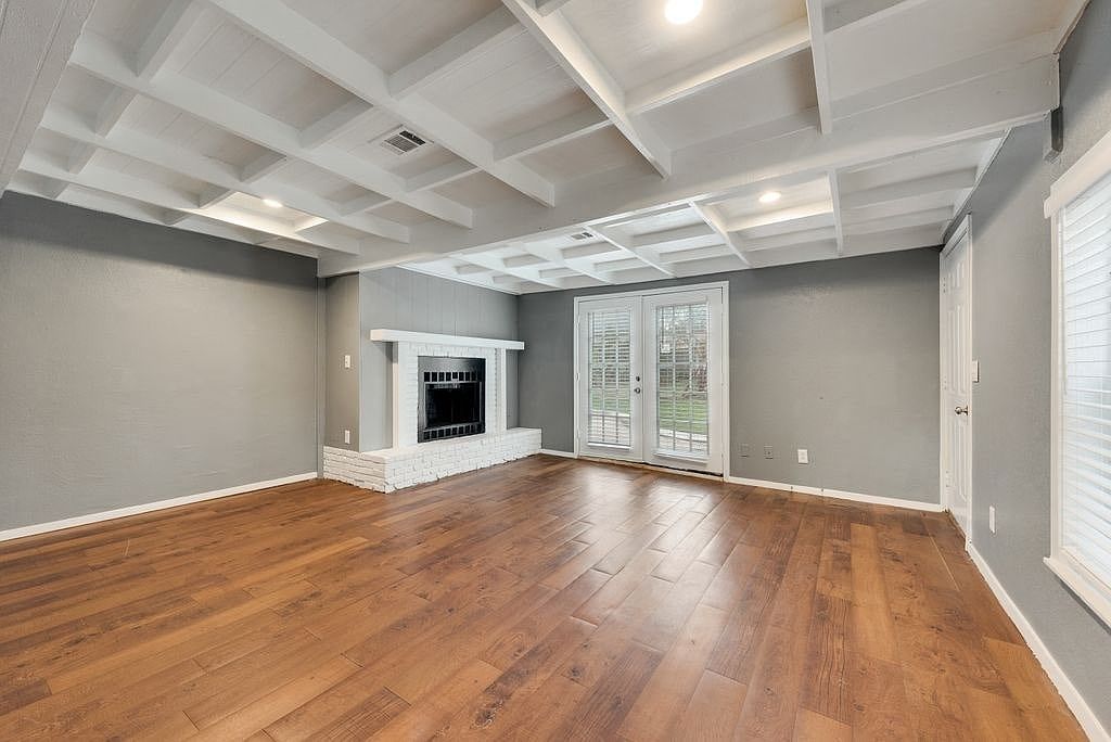 1822 Roberts Cut Off Rd Fort Worth, TX 76114 - Thumbnail 2