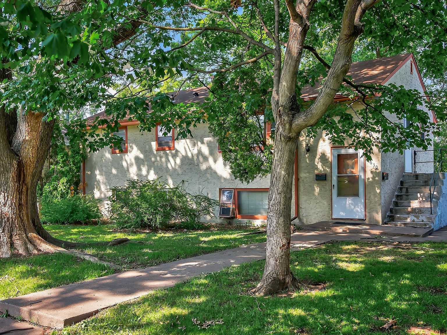 4630 Taylor St NE Columbia Heights, MN 55421 - Thumbnail 2