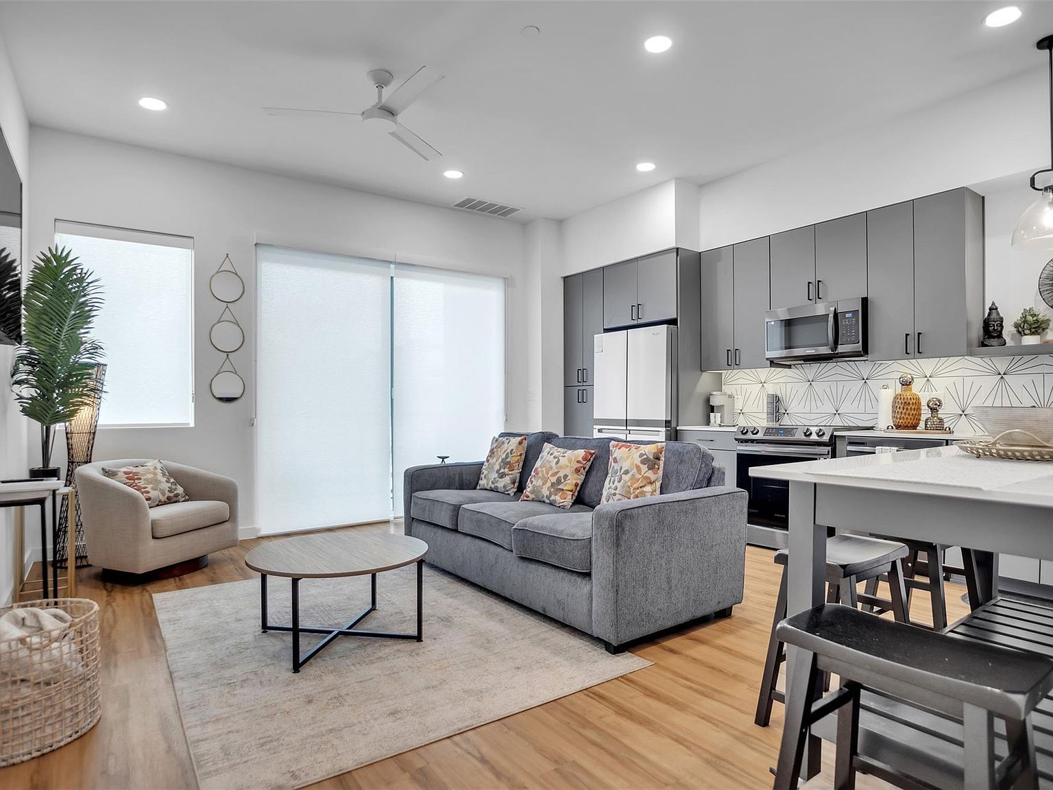 2165 Gabriels Pl UNIT 1105 New Braunfels, TX 78130 - Thumbnail 2