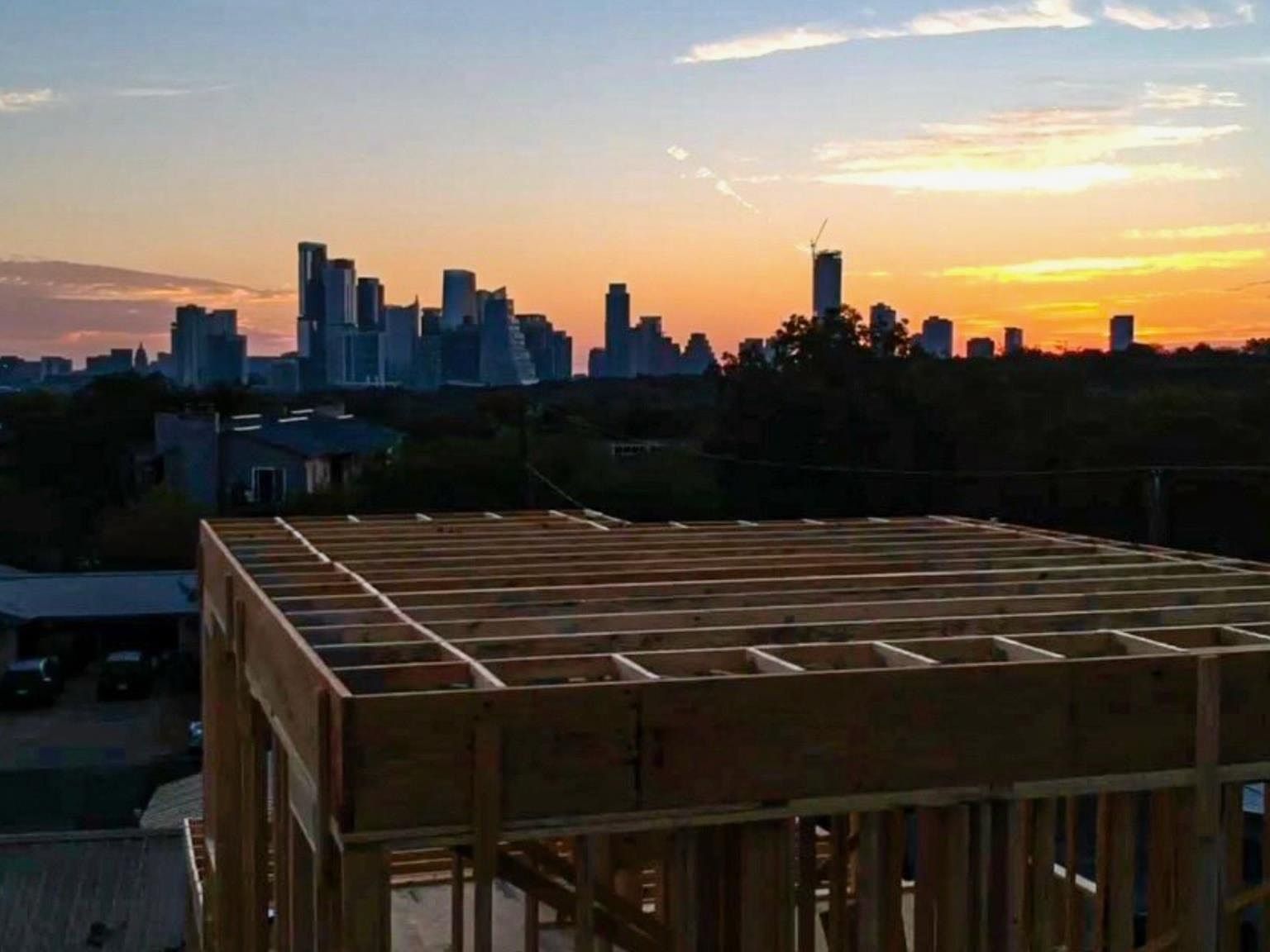 1403 Barton Hills Dr Unit 2 Austin, TX 78704 - Thumbnail 2