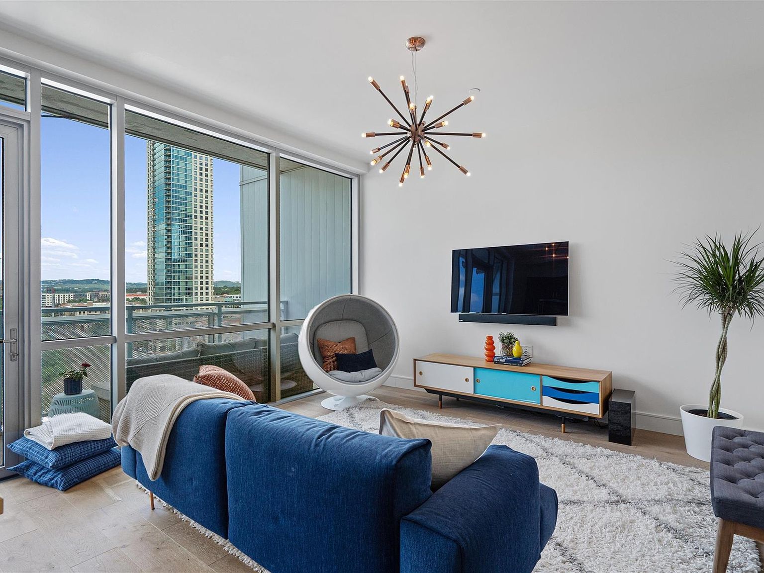 222 West Ave Unit 1108 Austin, TX 78701, 78701