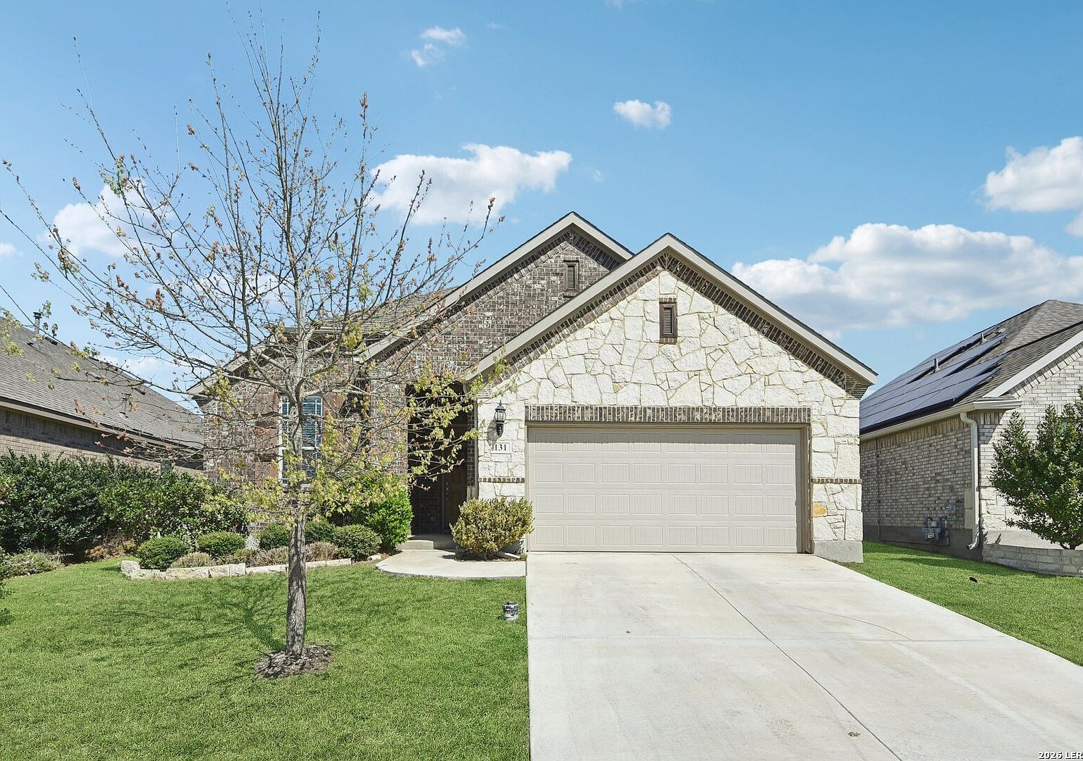 131 Dovetail St Boerne, TX 78006 - Thumbnail 2