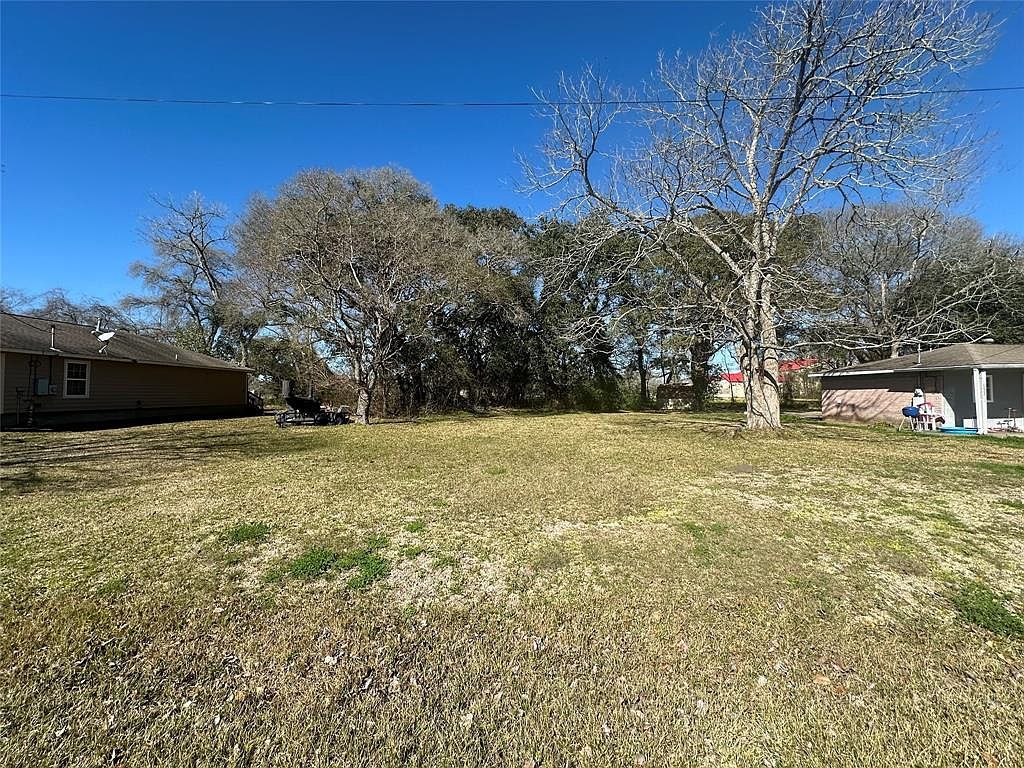 6024 Jackson Ln Texas City, TX 77591 - Thumbnail 2