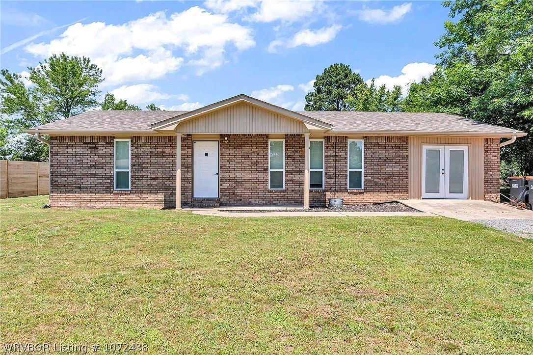 103 Oak St Pocola, OK 74902 - Thumbnail 2