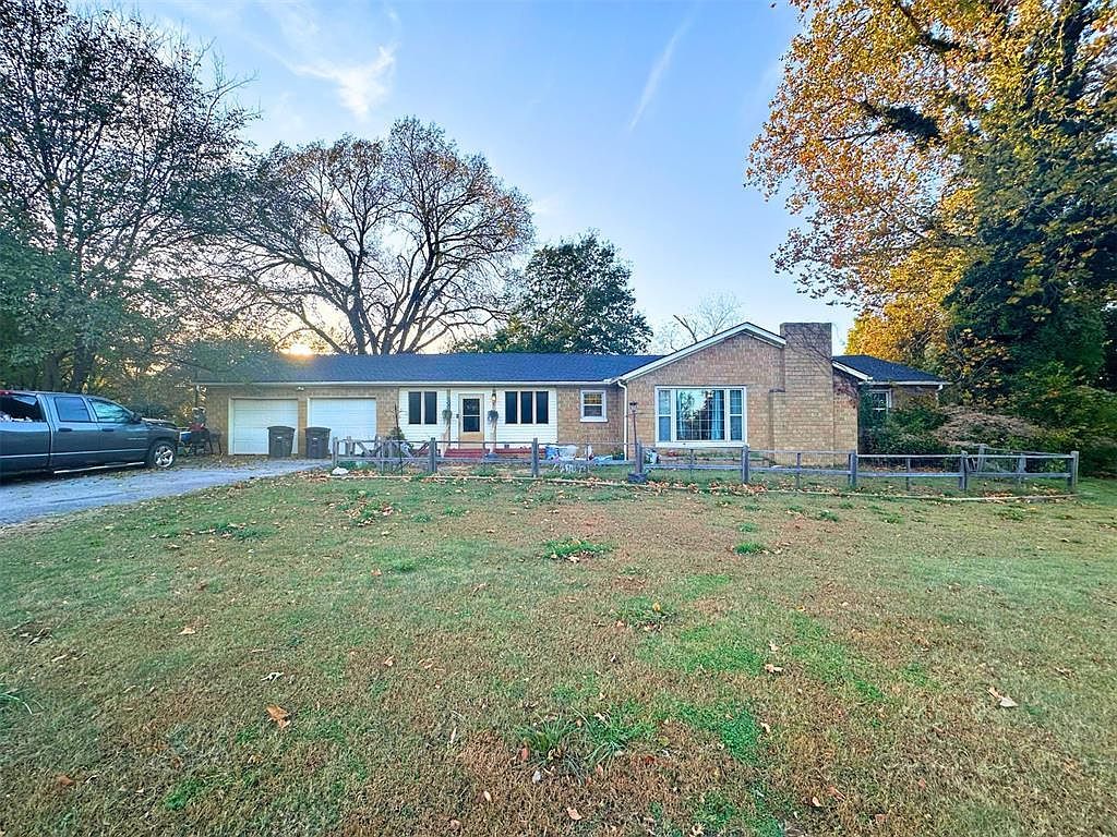 1307 S Madison Blvd Bartlesville, OK 74006 - Thumbnail 2