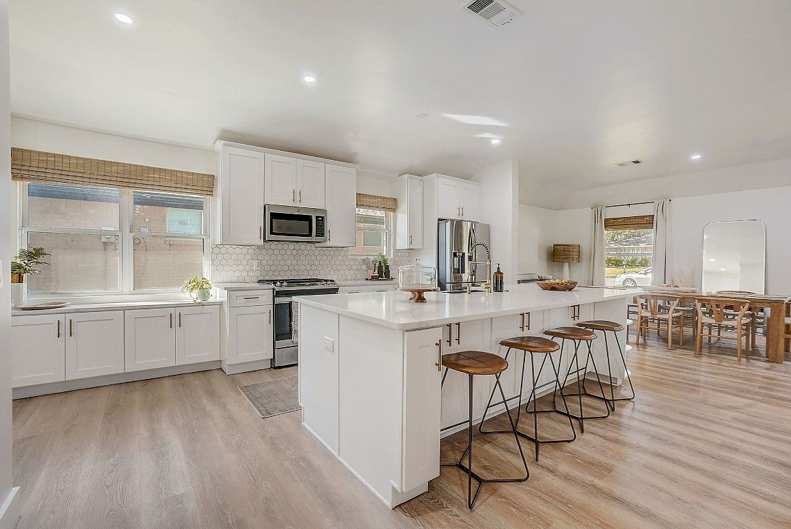 1812 Westlake Dr Plano, TX 75075 - Thumbnail 2