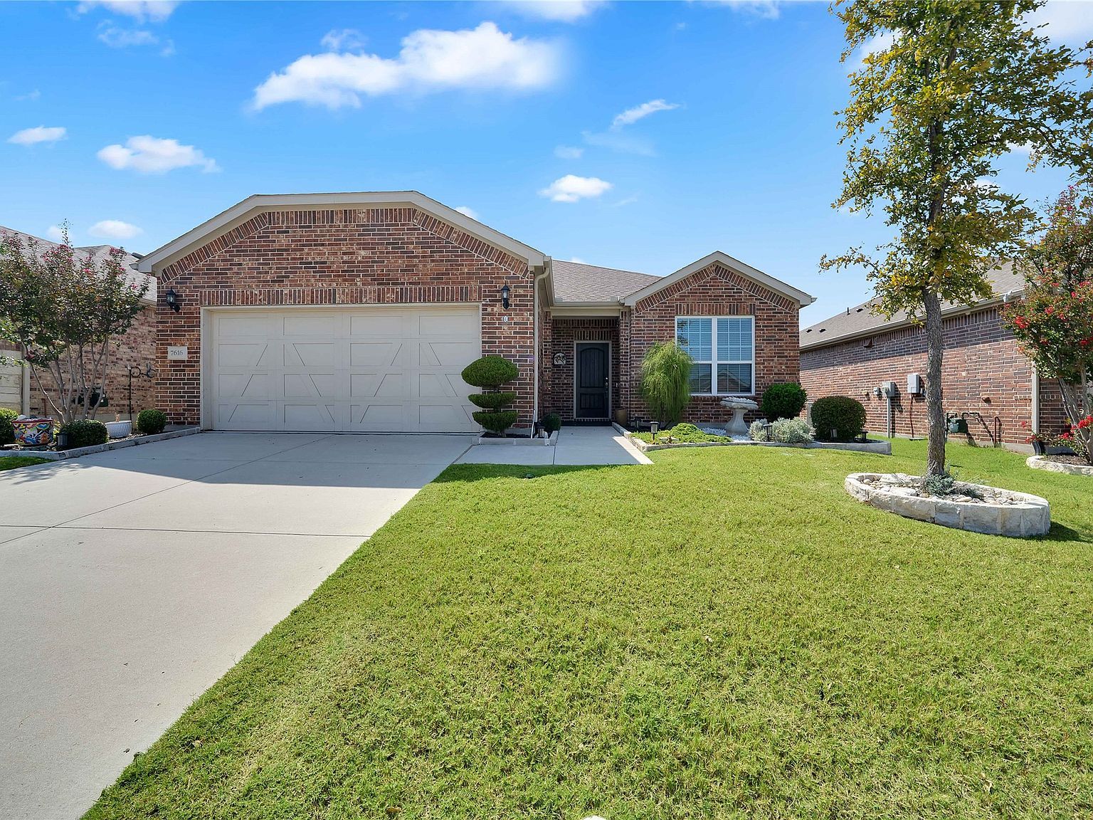7616 Heritage Dr Aubrey, TX 76227 - Thumbnail 2