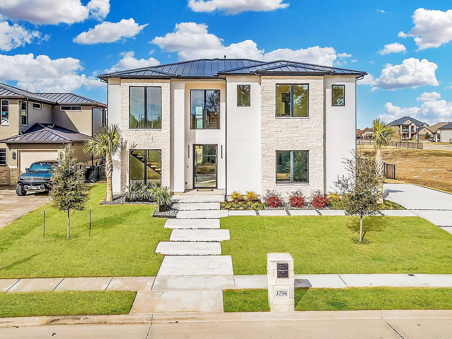 1706 Canal St Heath, TX 75087 - Thumbnail 2