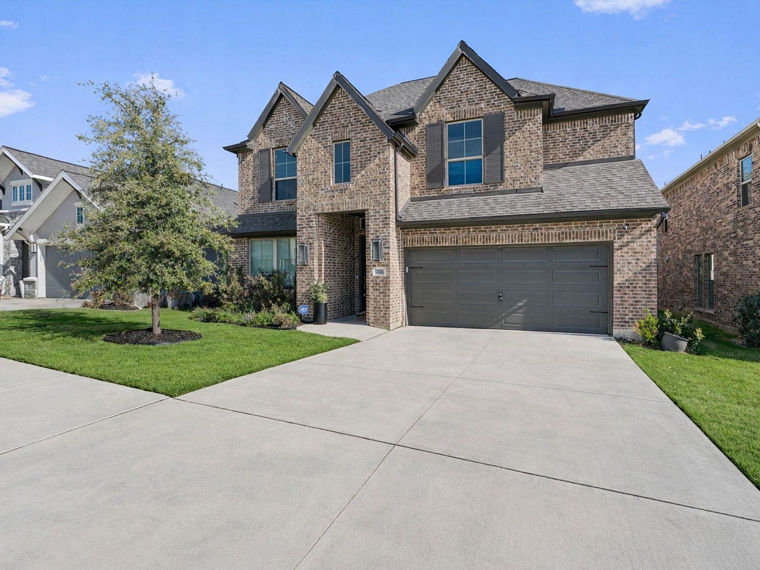 221 Ashmore Ln Georgetown, TX 78628 - Thumbnail 2
