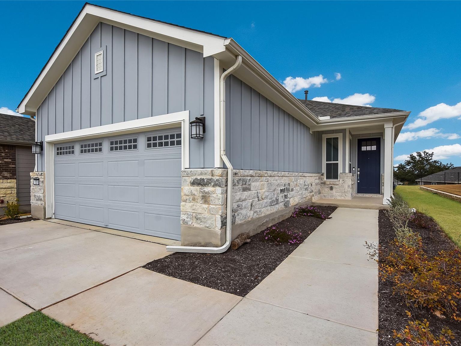 103 Cross Bar St Georgetown, TX 78633 - Thumbnail 2