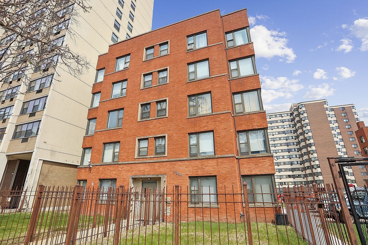 7355 S South Shore Dr APT 306 Chicago, IL 60649  | Condominium