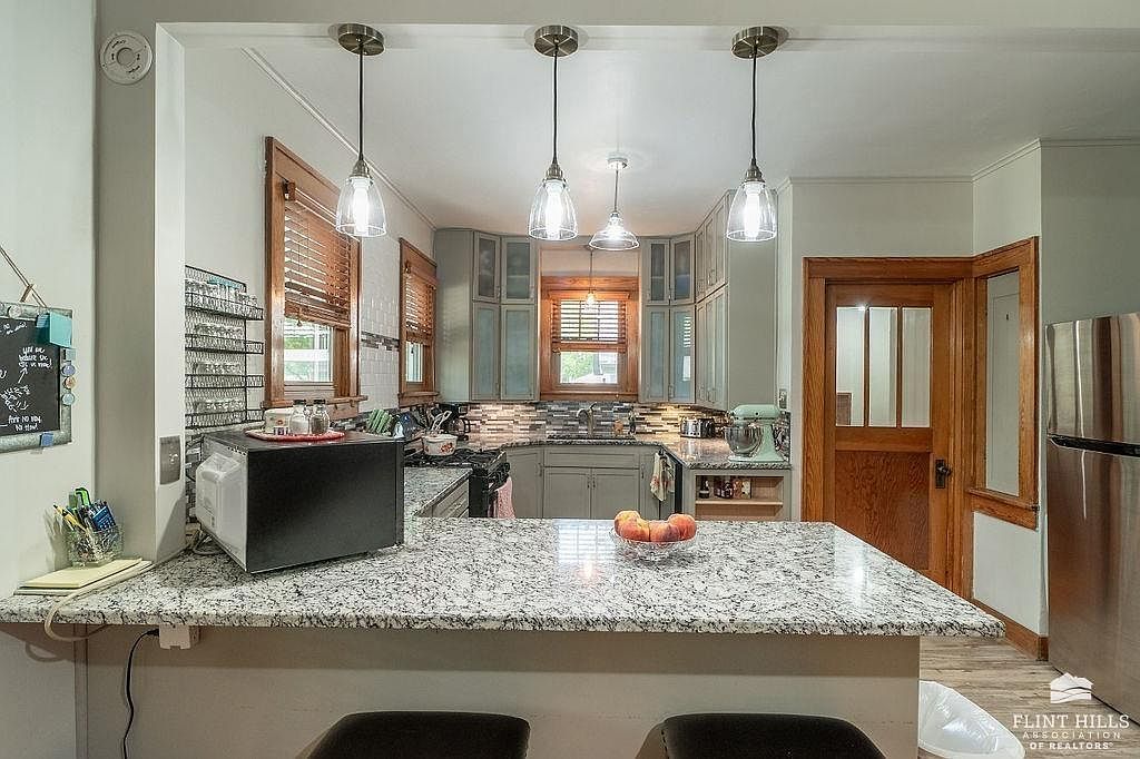 601 Ohio St Alma, KS 66401 - Thumbnail 2