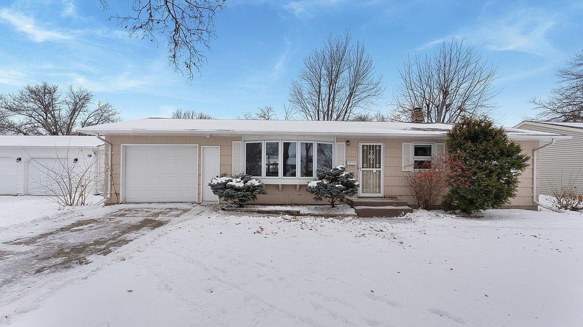 316 Galles Dr Redwood Falls, MN 56283 - Thumbnail 2