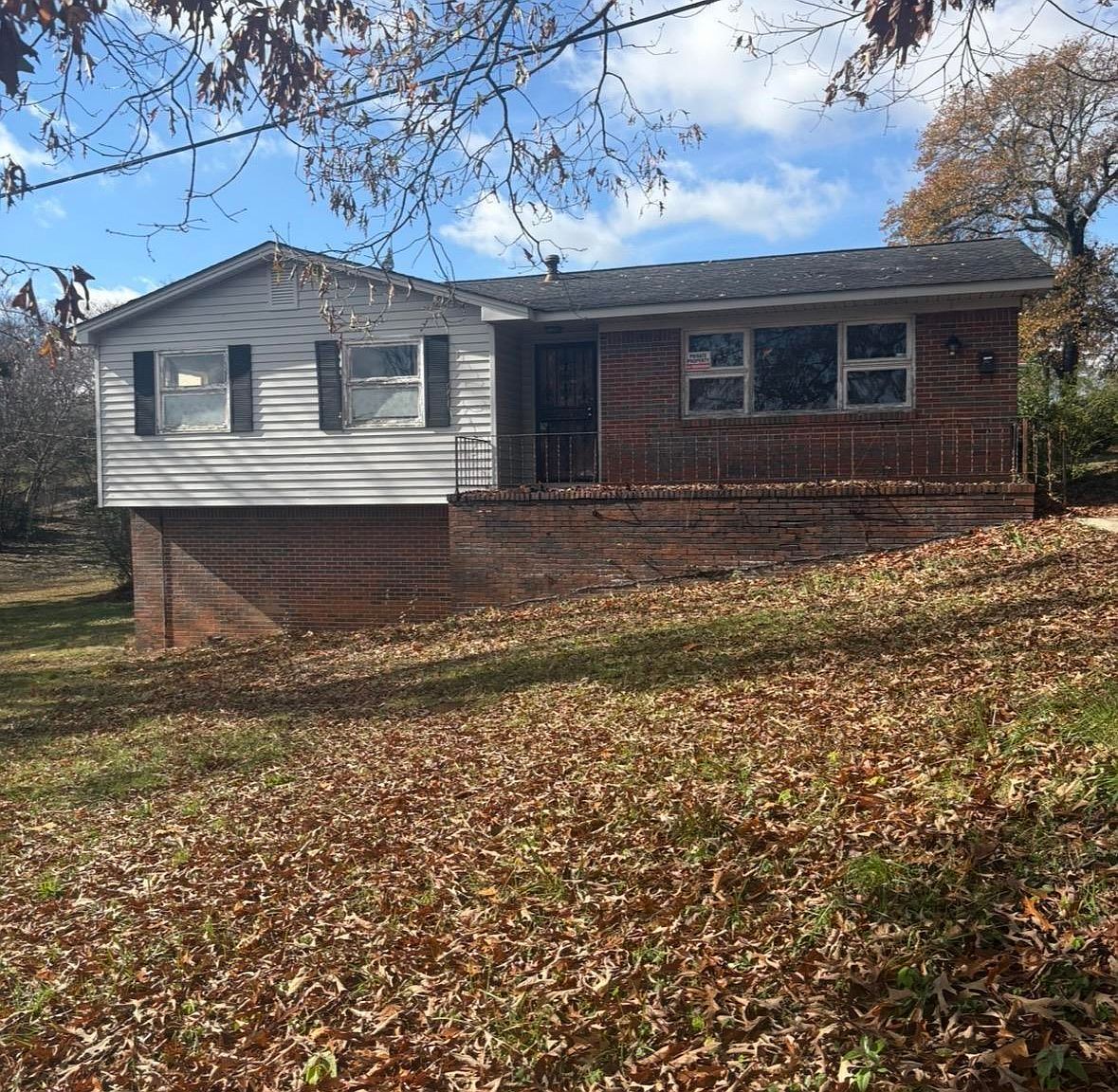 101 10th Ct W Birmingham, AL 35204  | Single Family