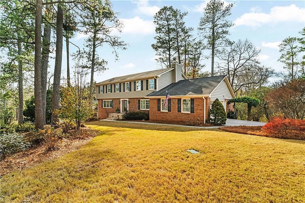 3011 Castleton Way Marietta, GA 30062  | Single Family