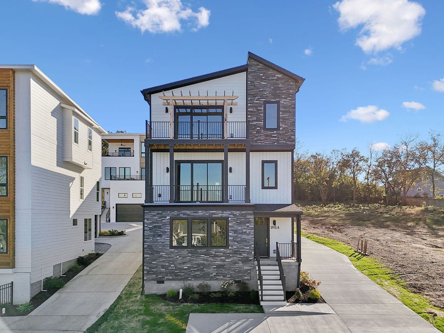 5915 Maxon Ave #A Nashville, TN 37209 - Thumbnail 2