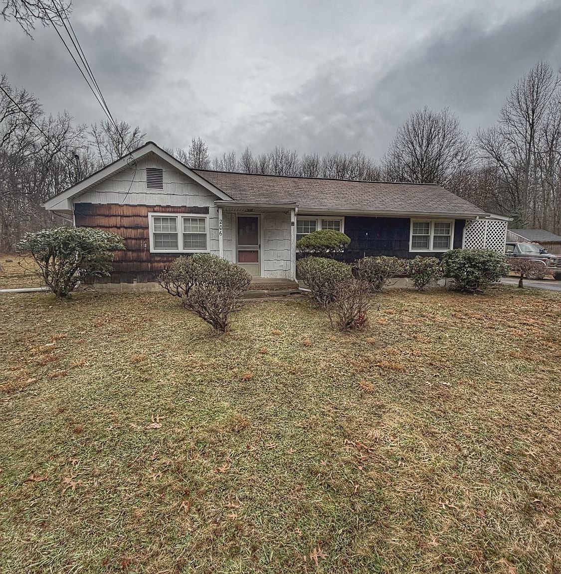 206 Broadway Rd Cranbury, NJ 08512 - Thumbnail 2