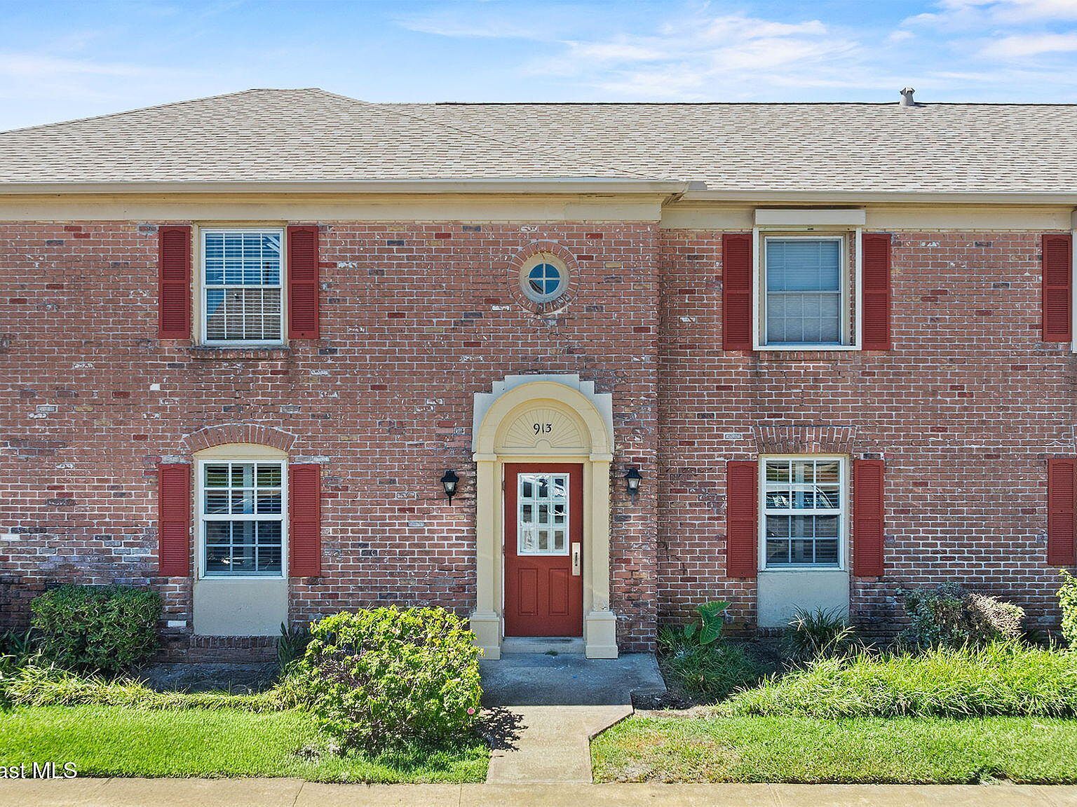 913 S Colonial Ct APT B Indian Harbour Beach, FL 32937 - Thumbnail 2