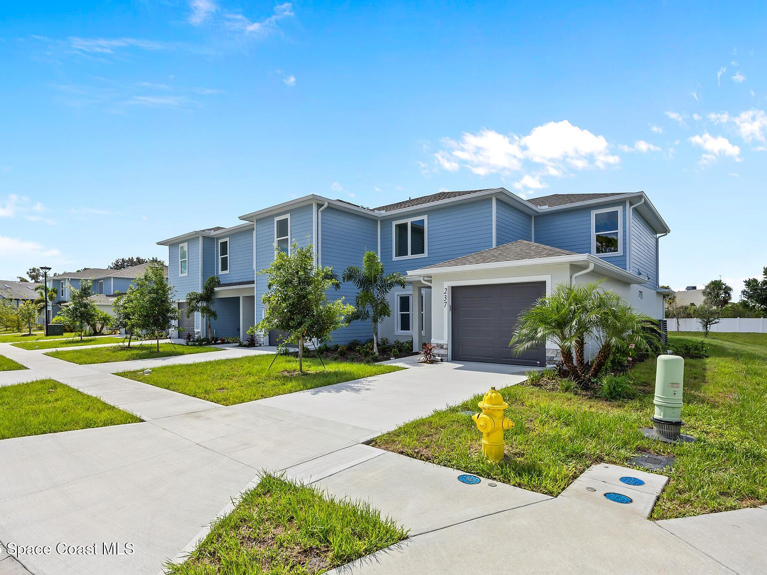 237 Hidden Woods Pl Melbourne, FL 32901 - Thumbnail 2