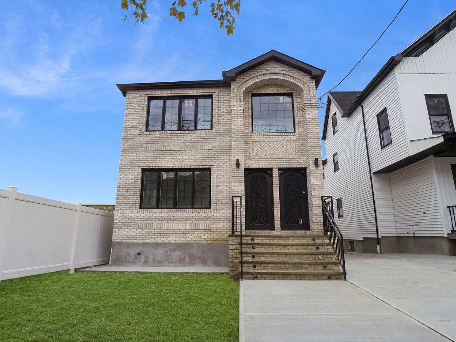 342 E 234th St Bronx, NY 10470 - Thumbnail 2