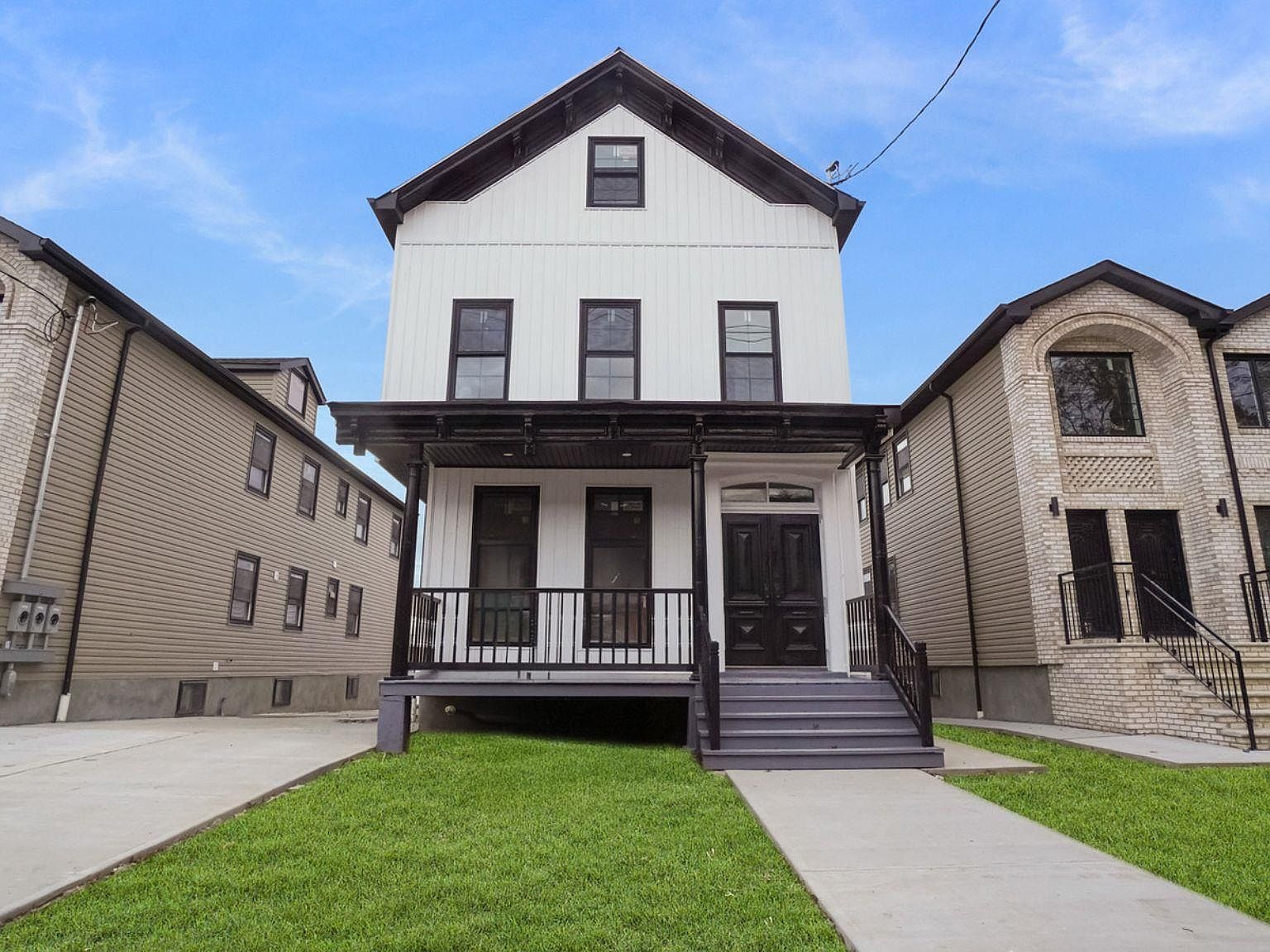 340 E 234th St Bronx, NY 10470 - Thumbnail 2