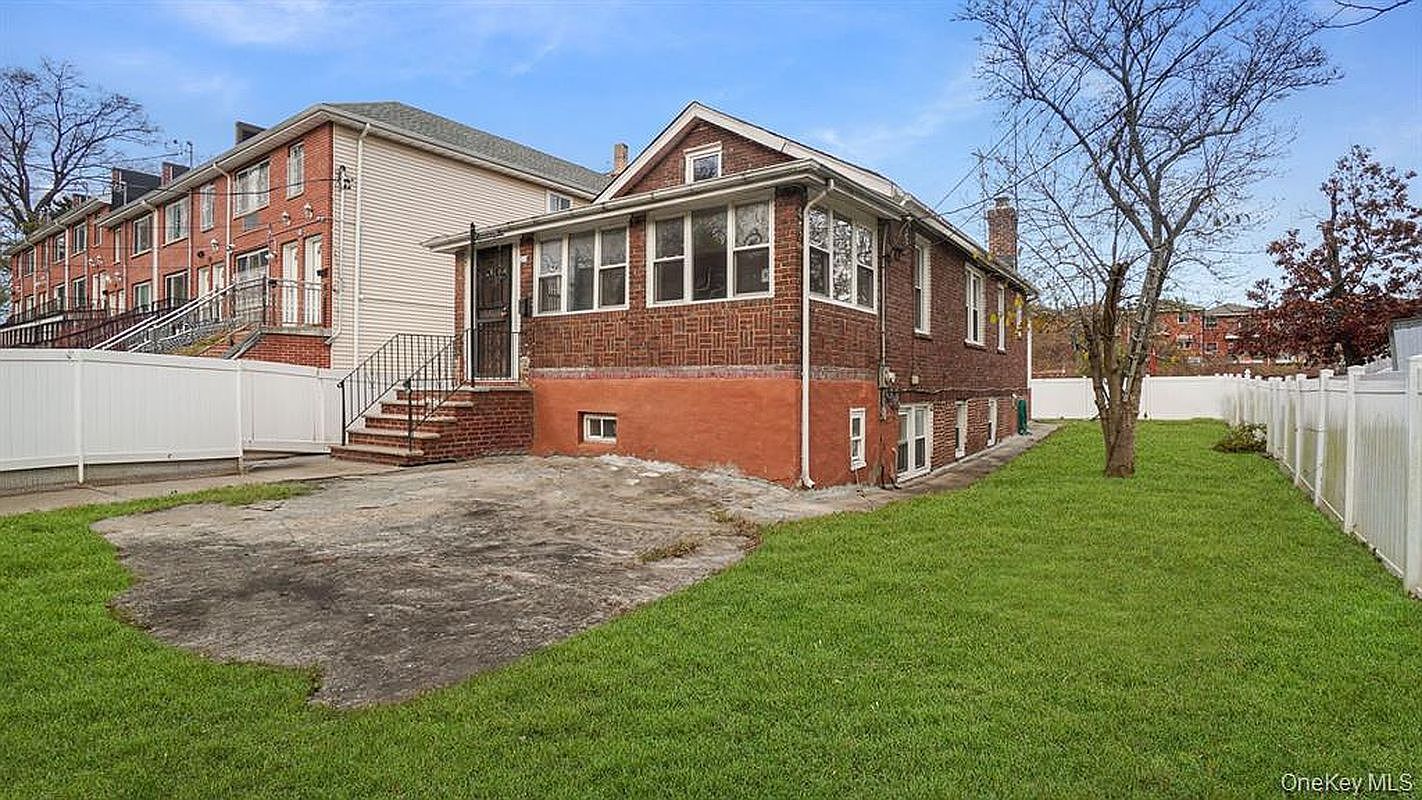 3412 Hunter Avenue, Bronx, NY 10475, USA - Thumbnail 2