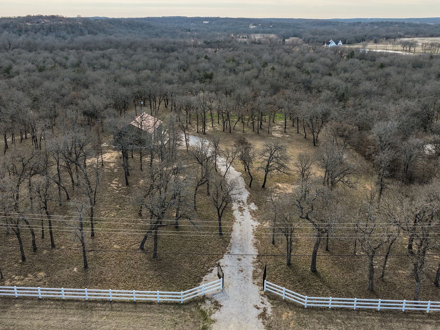 246 Silver Lakes Dr Sunset, TX 76270 - Thumbnail 2