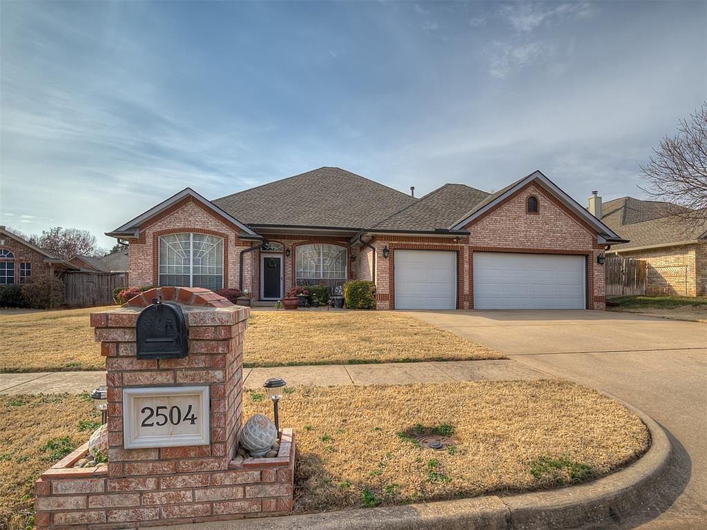 2504 Harrington Ct Norman, OK 73069 - Thumbnail 2