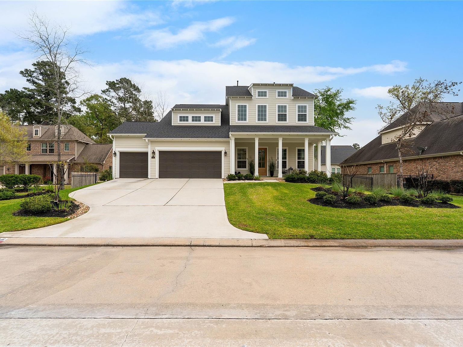 106 Golden Eye Ct Montgomery, TX 77316 - Thumbnail 2