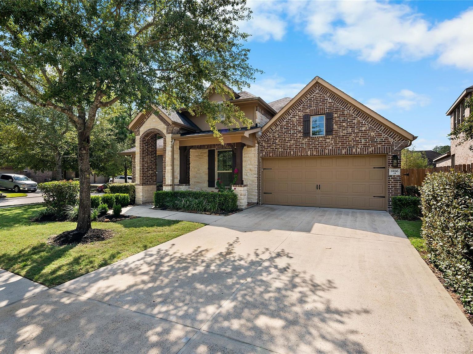 8186 Laughing Falcon Trl Conroe, TX 77385 - Thumbnail 2