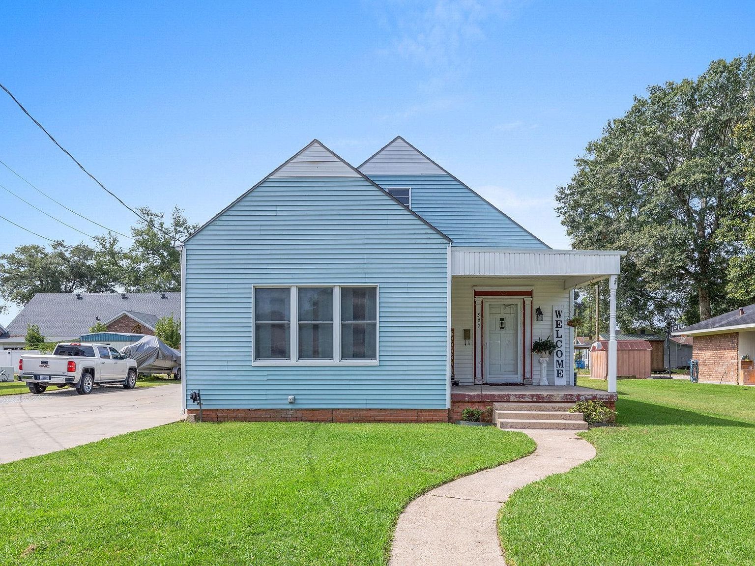 523 E Nezpique St Jennings, LA 70546 - Thumbnail 2