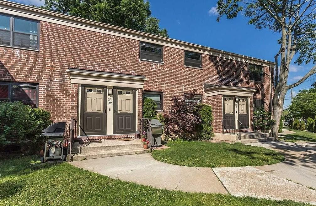 75-40 Springfield Blvd #1 Oakland Gardens, NY 11364  | Condominium